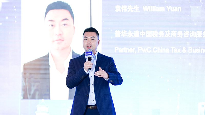 在选择认证机构时，应关注以下几点：